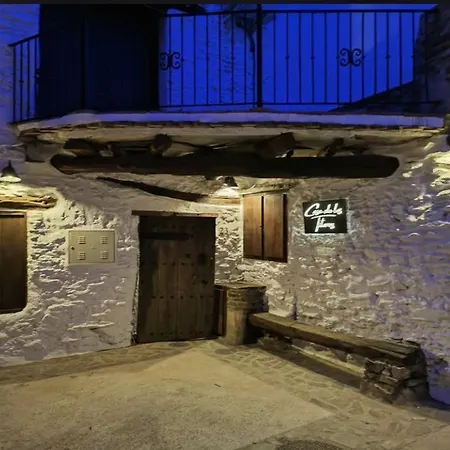 Casa De Titeres * Pitres